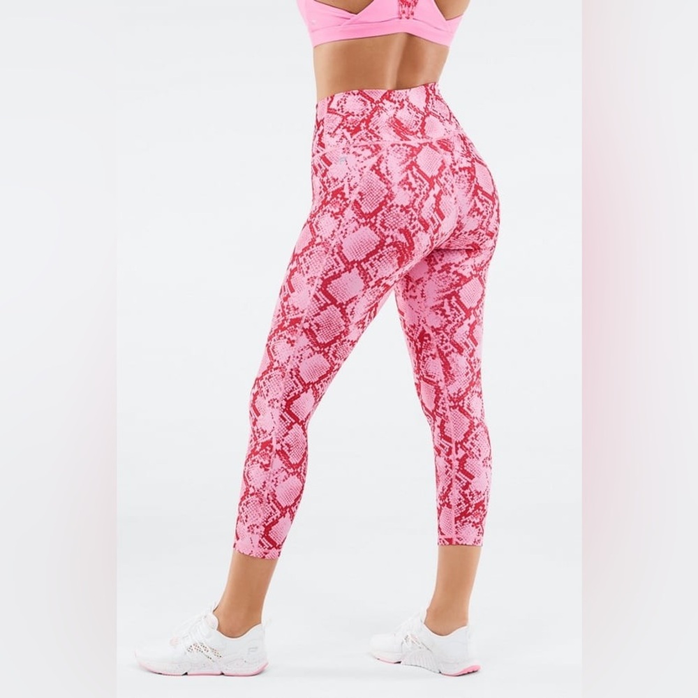 Fabletics Define PowerHold High-Waisted Capri Persimmon Phyton XXS‎ Activewear